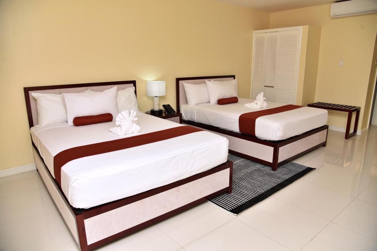 Hotel Grand A View Montego Bay Exterior foto